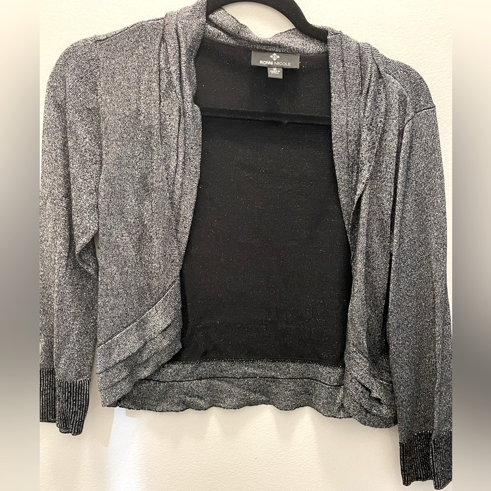 Ronni Nicole Silver Shrug Sz M